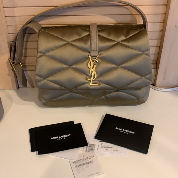 NWT YSL Bag comes with All Inclusive No Box FIRM - Picture 5 of 15